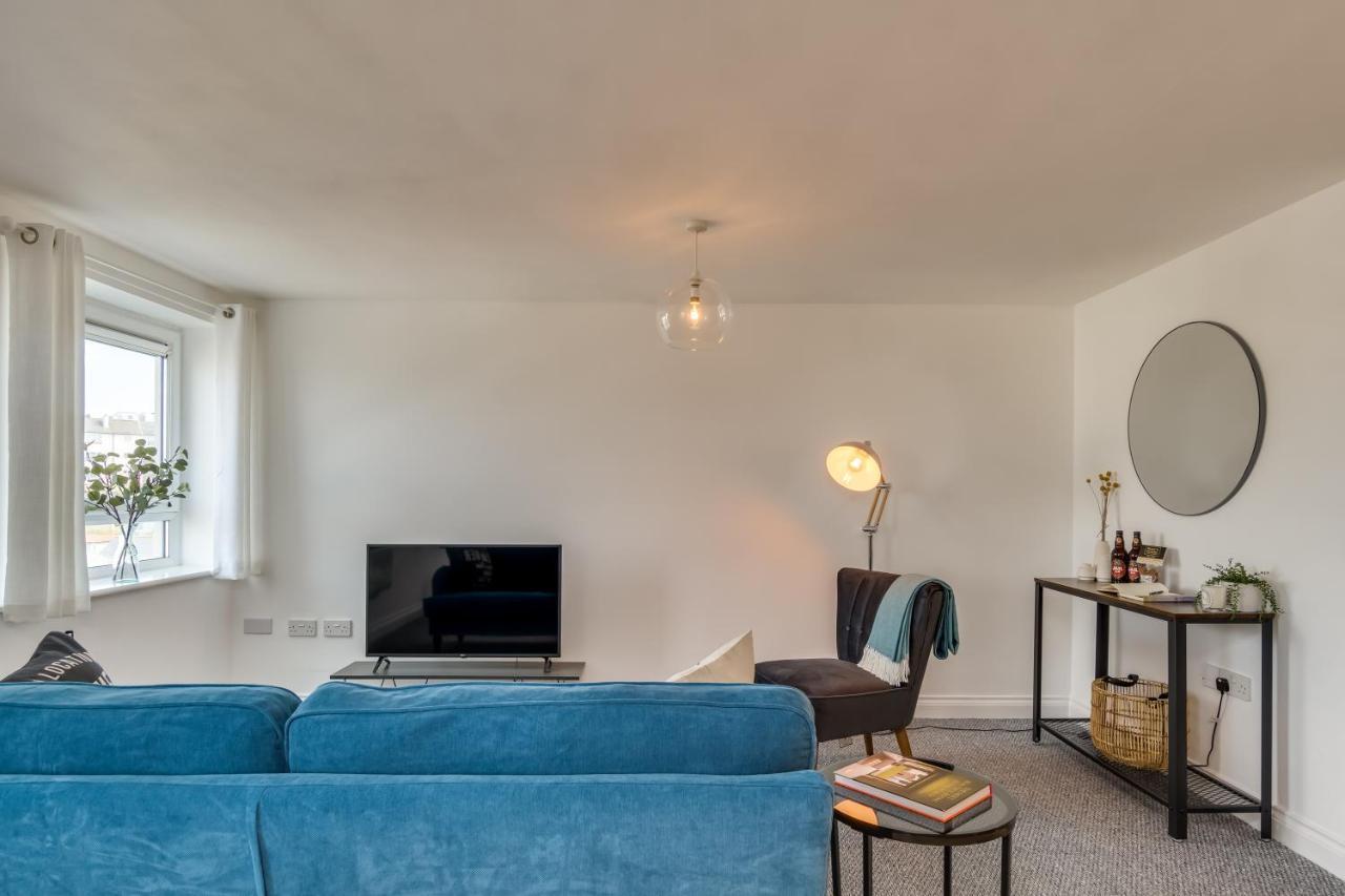 Apartment Chic And Bright Near The Water Plymouth